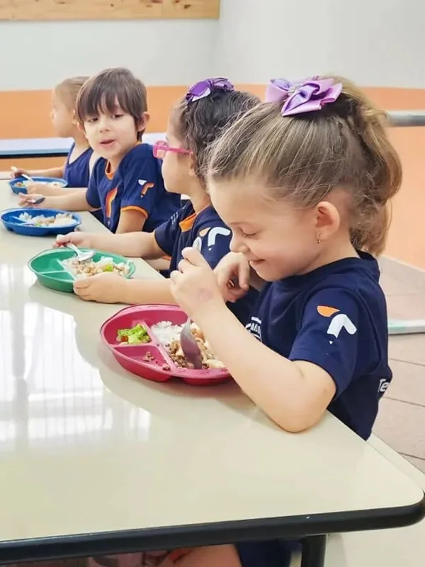 Invista em Alimentação Escolar de Qualidade e Segurança1